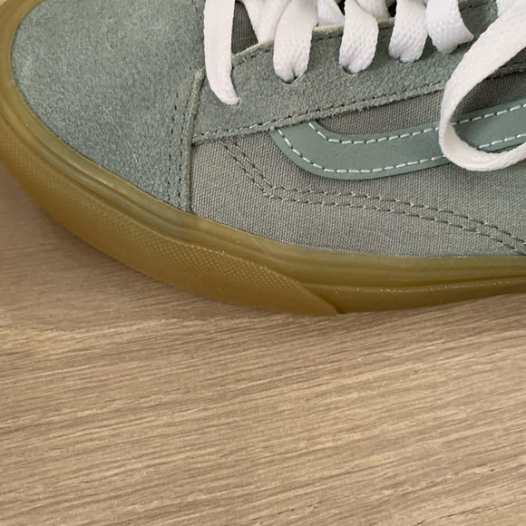 Ladies size 9 Men’s size 7.5 Vans - Picture 4 of 4